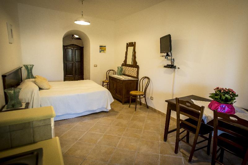 Hotel Residence Al Belvedere Salina Leni Екстер'єр фото
